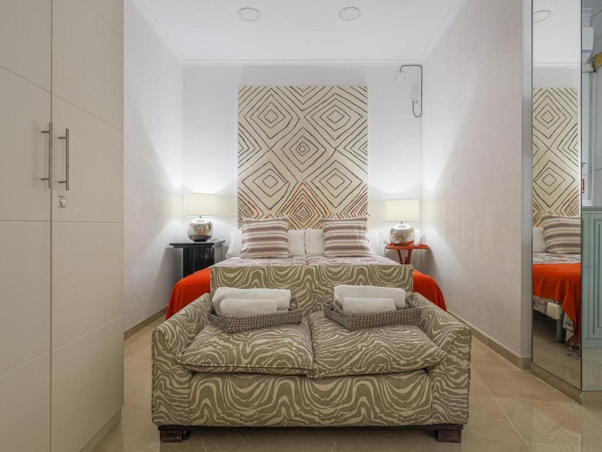 Rosario 10 Apartment Севиля Екстериор снимка